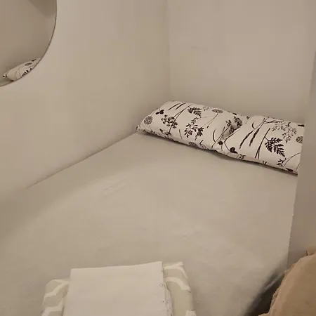 Apartment Ellye *